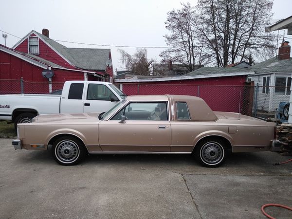 1980 Lincoln Town car coupe for Sale in Tacoma, WA - OfferUp