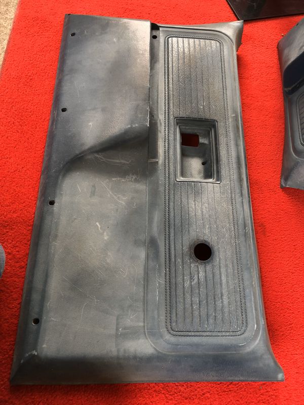 19731987 c10 door panels for Sale in Tulare, CA OfferUp