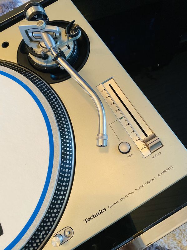 Technics SL-1200 M3D Quartz Direct Drive Turntable for ...