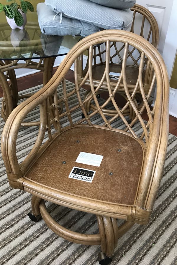 Vintage Lane Venture Rattan Dining Set w/ 4 Chairs (can deliver) for