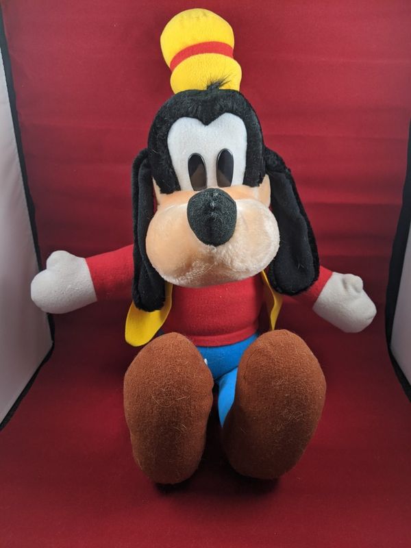 vintage goofy plush