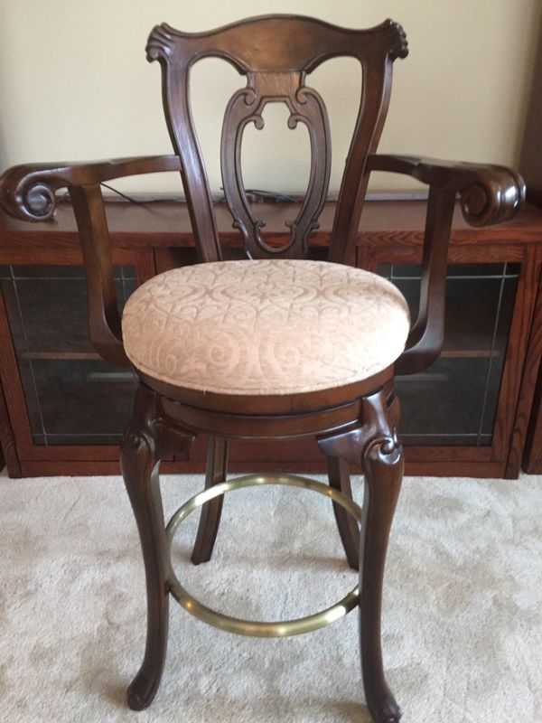 Captains Bar Stool for Sale in Cornelius, NC - OfferUp