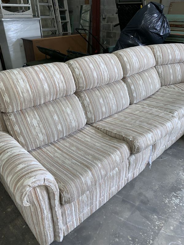 Lazy Boy Sectional Sofa with Pull Out Bed for Sale in Louisville, KY OfferUp