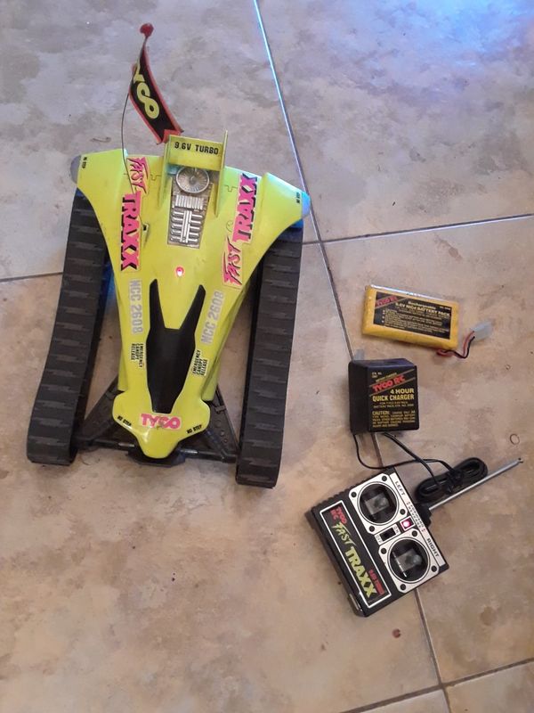 fast traxx rc car