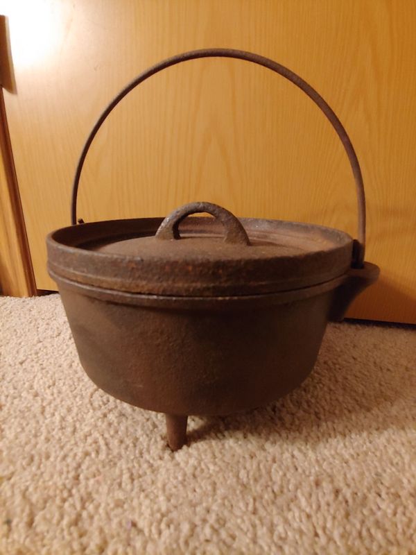 Antique cast iron bean pot USA for Sale in Taunton, MA OfferUp