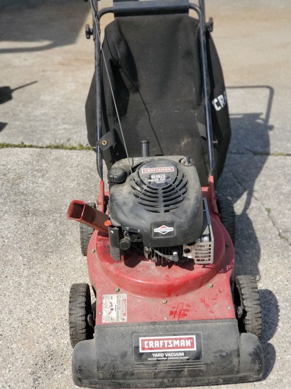 craftsman briggs & stratton 650 series leaf vacuum for Sale in Mays ...