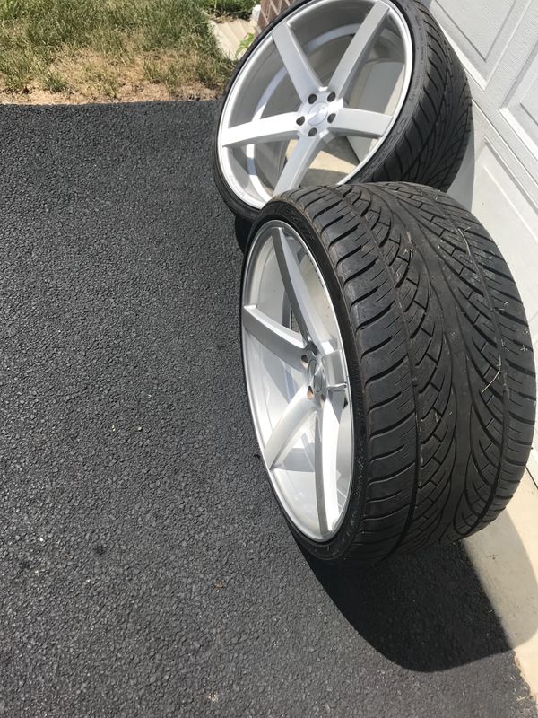22 inch staggered rims and tires. for Sale in South Holland, IL OfferUp