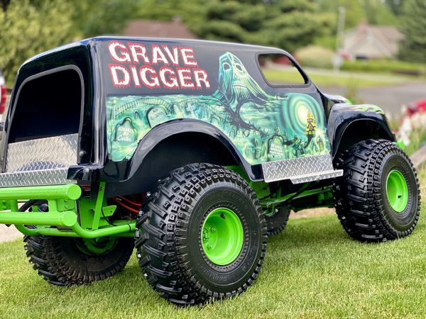 Real Grave Digger Mini Monster Truck Kart for Sale in Vancouver, WA