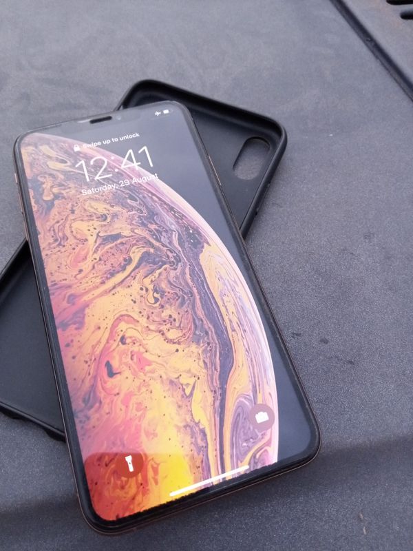 IPhone xs max for Sale in Phoenix, AZ - OfferUp