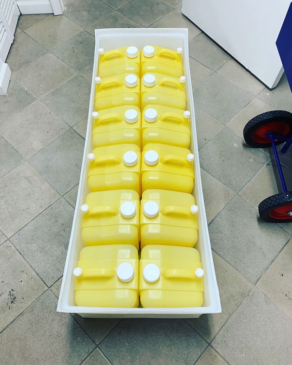 Chlorine pool jugs with containment for Sale in Hollywood, FL OfferUp