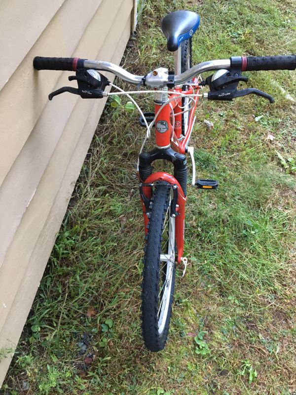 LL Bean Road runner 21 mountain bike for Sale in Rehoboth, MA OfferUp