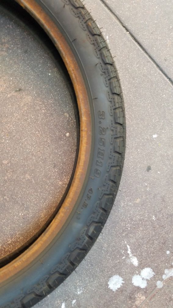 Vintage Motorcycle Front tires with good thread 19 inch wheel Honda CB for Sale in Los Angeles