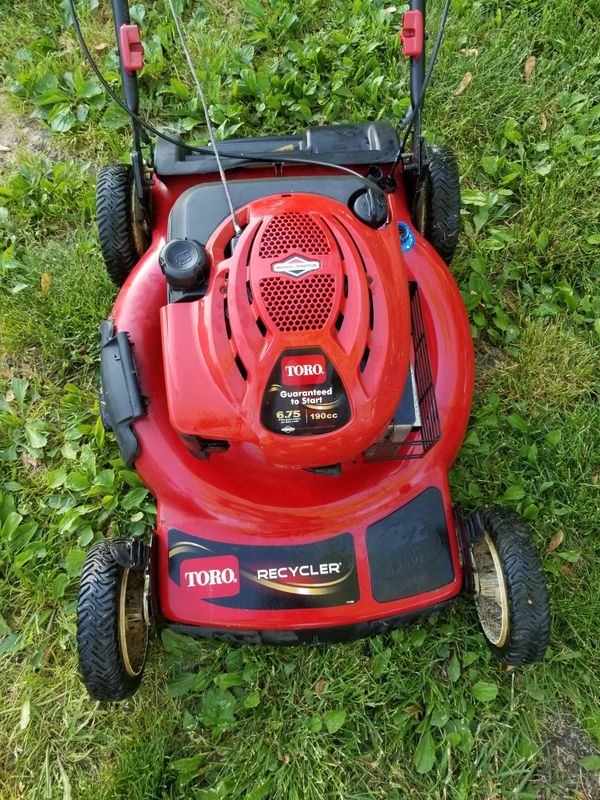 TORO 22" Recycler Mulcher Rear Wheel Self Propelled Lawn Mower No Bag