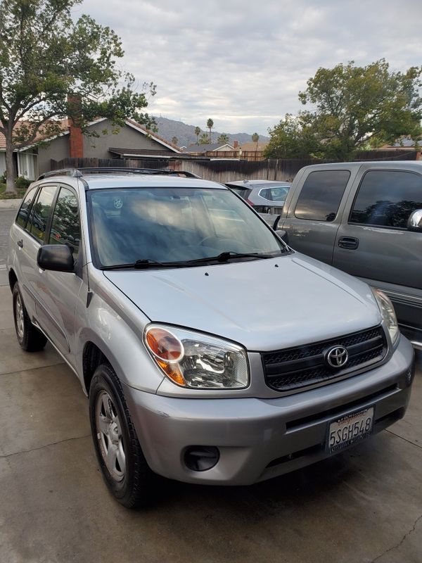 2005 toyota rav4 for Sale in Moreno Valley, CA OfferUp