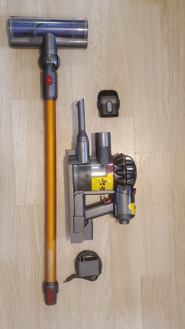 Dyson v8 Absolutely for Sale in San Antonio, TX OfferUp