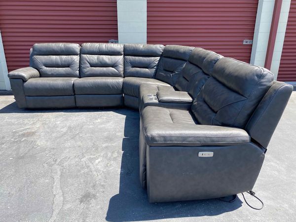 CLEARANCE | COSTCO 6-piece Leather Power Reclining Sectional Sofa, Gray for Sale in San Diego ...