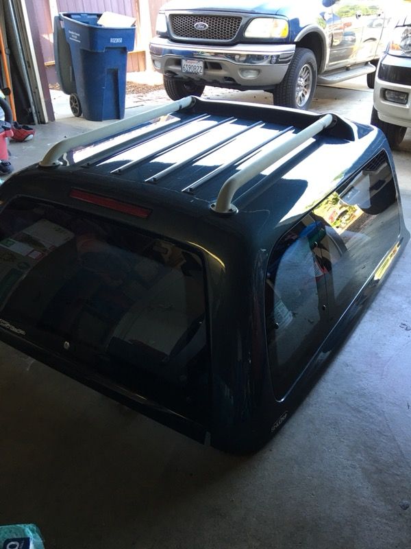 Snug top camper shell. Fits 20002003 f150 crew cab for Sale in