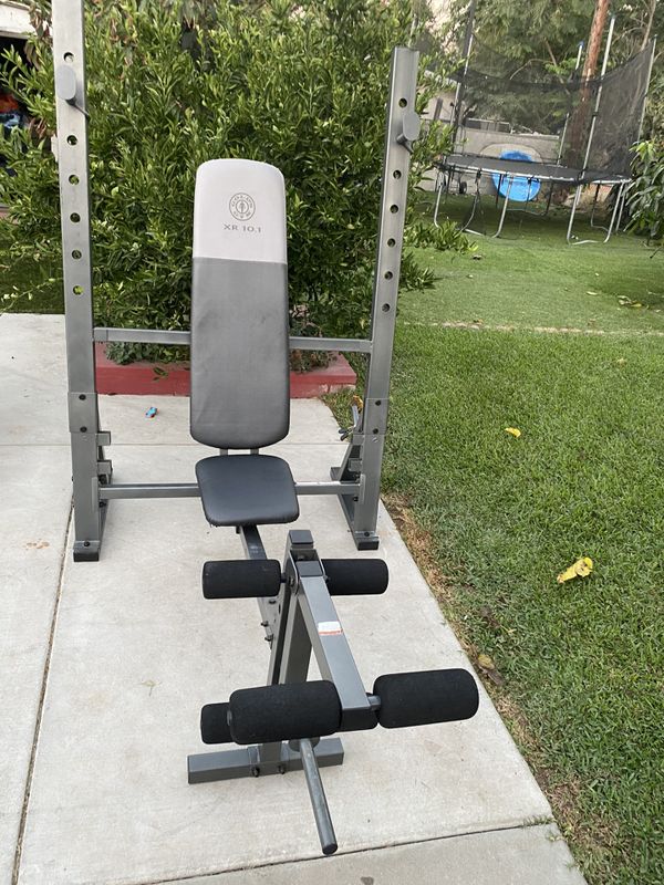 golds gym bench press/squat rack for Sale in Los Angeles, CA - OfferUp