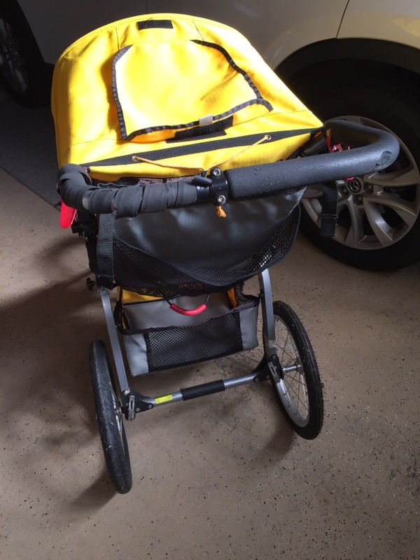 bob ironman stroller used