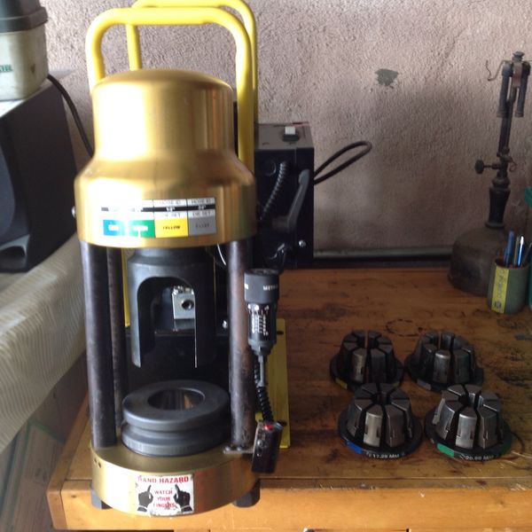 Goodyear PC125 Hydraulic Hose Crimper with 4 Dies for Sale in Fontana