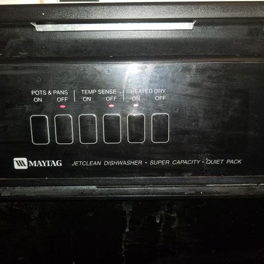 Maytag jetclean Super Capacity quiet pack dishwasher for Sale in