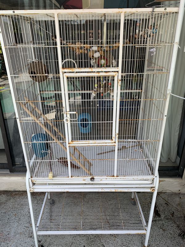 Free bird cage for Sale in West Palm Beach, FL OfferUp