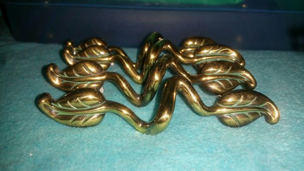 Vintage Brass Twisted Vine Leaf Cabinetdrawer Pulls Set Of 4 For Sale In Ventura Ca Offerup 