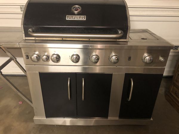 large 5 burner 60k BTU GAS GRILL Includes tank Master Forge 5 burner ...