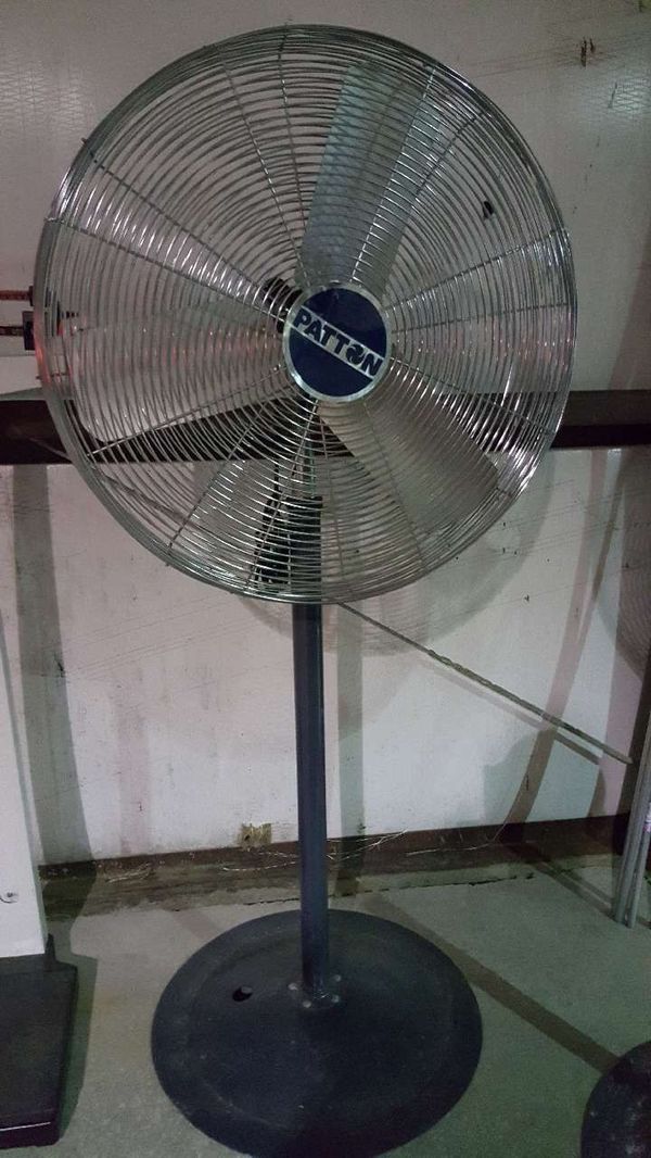 Patton 30" Pedestal Fan 1010mp for Sale in Colorado Springs, CO OfferUp