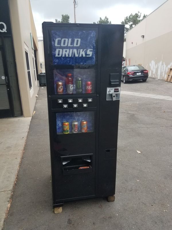 Trade or sell Small soda vending machine READ DESCRIPTION