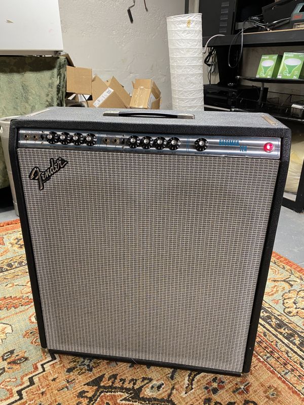 Fender Bassman Ten silverface vintage guitar / bass tube combo amp for
