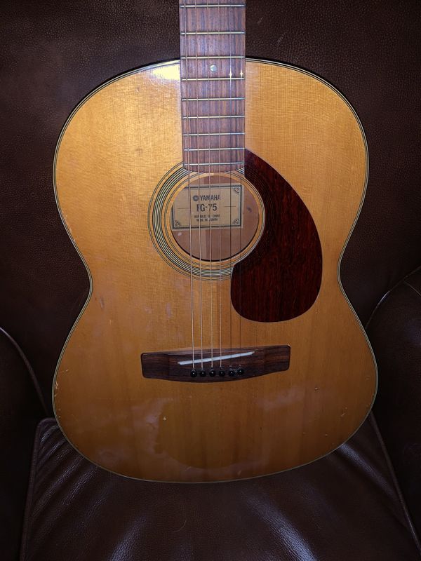 Vintage Yamaha Acoustic Guitar FG75 for Sale in Lombard, IL OfferUp