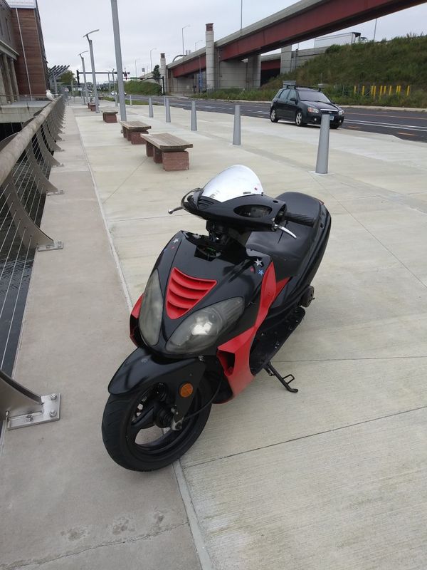 150cc Jonway Scooter for Sale in West Haven, CT - OfferUp