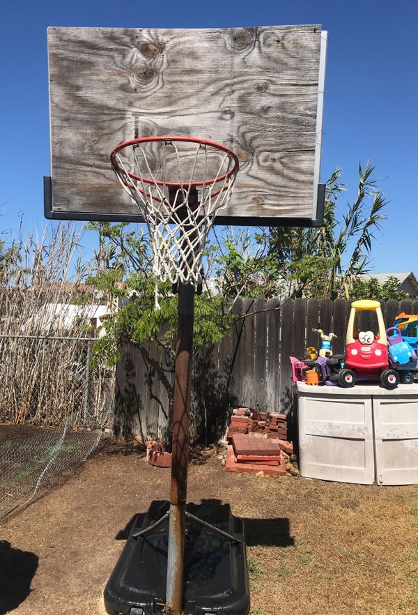 Basketball hoop for Sale in San Diego, CA OfferUp