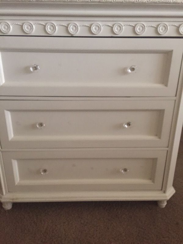 Simply Shabby Chic White Dresser For Sale In Hayward Ca Offerup