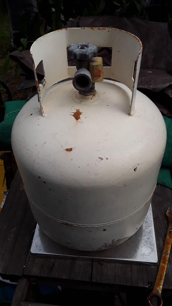 Empty propane 5 gallon tank for Sale in Oxnard, CA - OfferUp