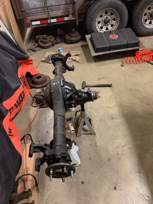 Mopar rear end differential 8 3/4 sure grip A Body for Sale in Rancho ...