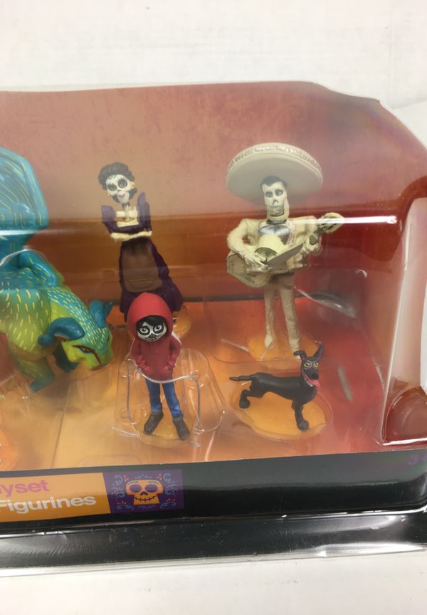 disney coco figurines