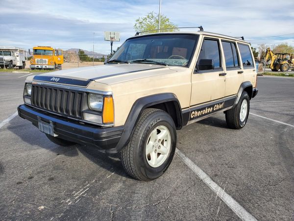 1985 Jeep Cherokee Chief 4x4 for Sale in Las Vegas, NV - OfferUp