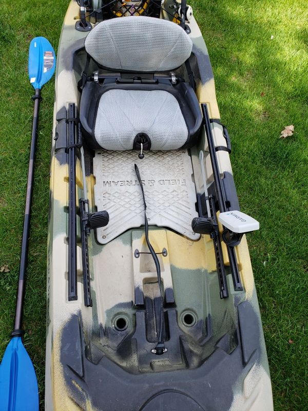 Field & Stream Shadow Caster 12'3" Angler Kayak for Sale in Shakopee