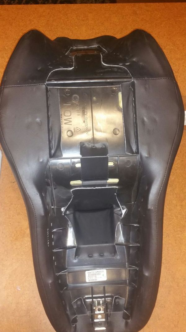 harley davidson seat 24688