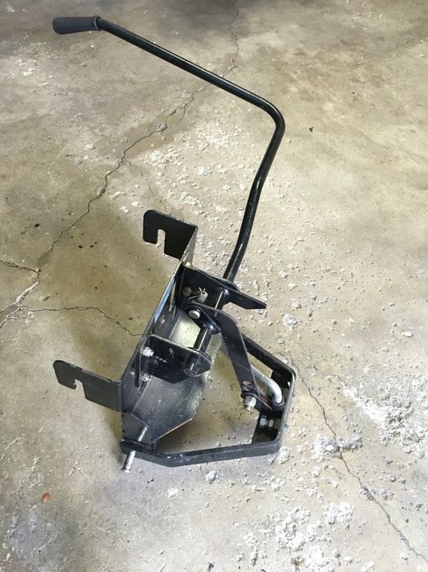 Craftsman Garden Tractor Sleeve Hitch for Sale in Oak Brook, IL OfferUp