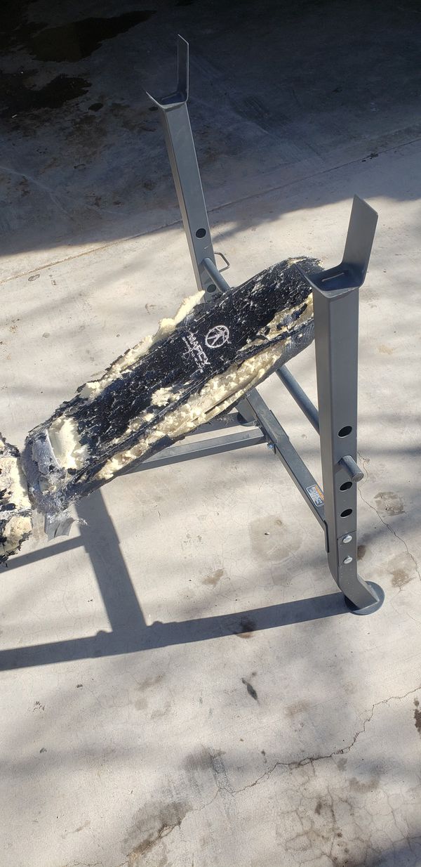 Weight bench for sale for Sale in Victorville, CA - OfferUp