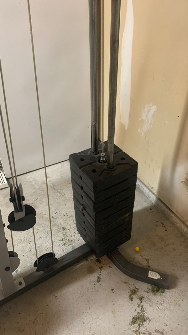 Gold Gym XRS 30 WORKOUT MACHINE for Sale in Waxahachie, TX OfferUp