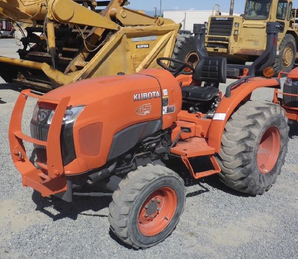 2015 Kubota L3901 HST 4wd Utility Tractor for Sale in Murrieta, CA ...