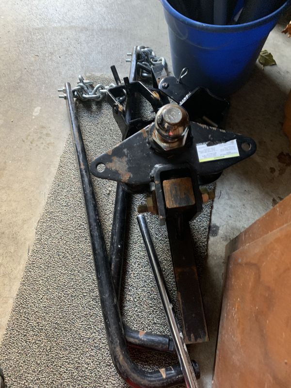 Ez lift hitch with sway bars for Sale in Olympia, WA OfferUp