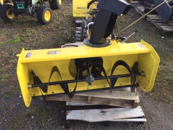 John Deere 44 inch snow blower for Sale in Colorado Springs, CO - OfferUp