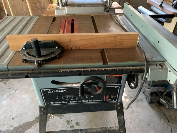 Delta 10” 34-670 table saw for Sale in Evanston, IL - OfferUp