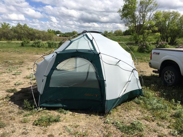 Cabela's Alaskan Guide 6 Person Tent w/extras for Sale in Dent, MN