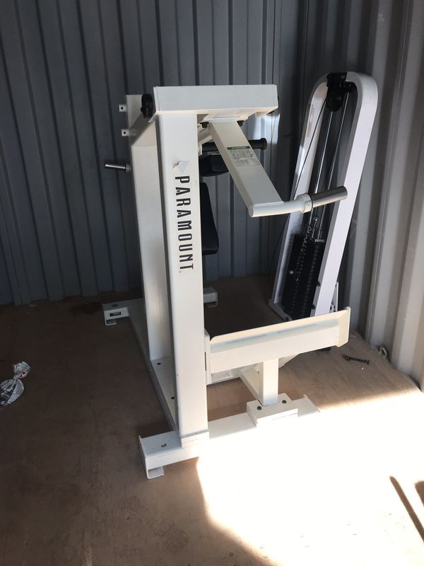 Paramount Pendulum Squat for Sale in Atlanta, GA OfferUp